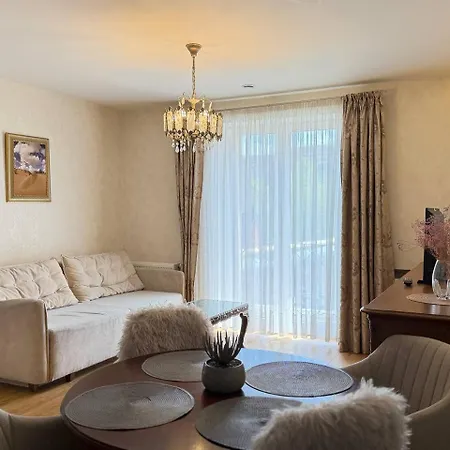 Big River Center-ferry Apartman